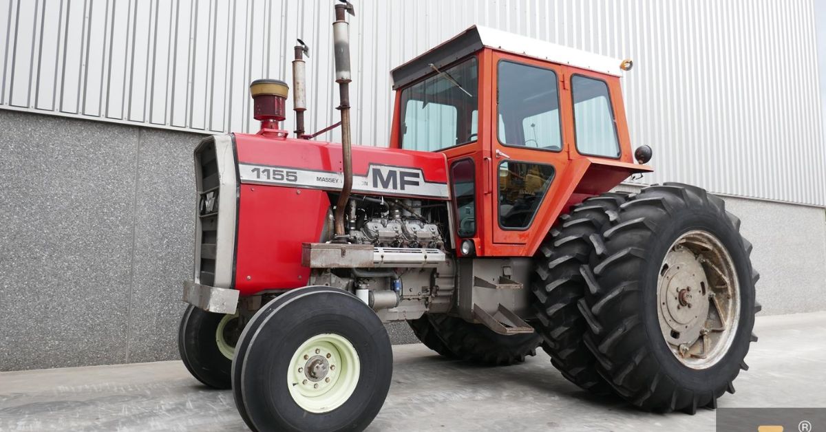 Massey Fergusson 1155 tractor