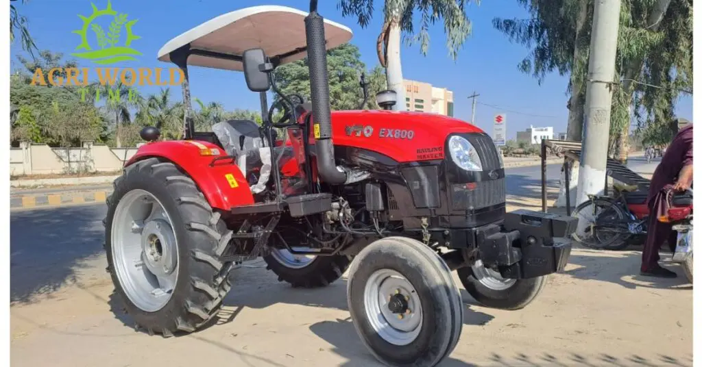 YTO EX 800 Tractor standing outside